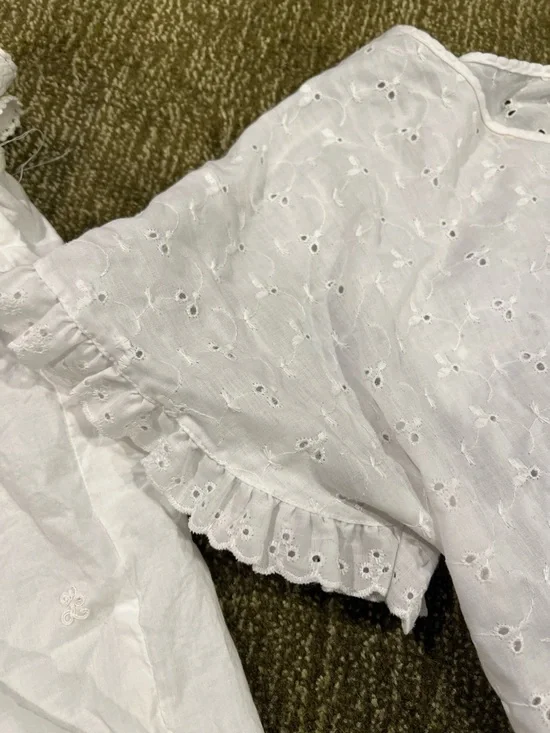 Vintage White Eyelet Cotton Top and Shorts Set (2) - Picture 8 of 12